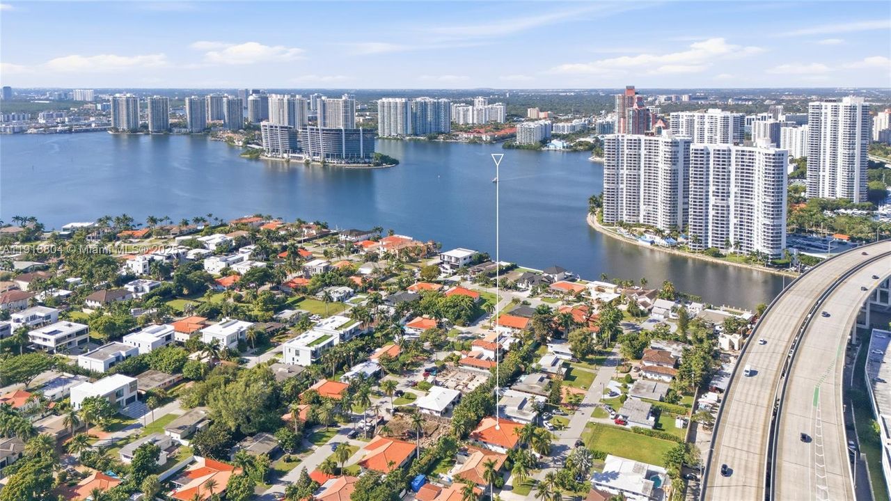 For Sale: $1,498,000 (3 beds, 2 baths, 1748 Square Feet)