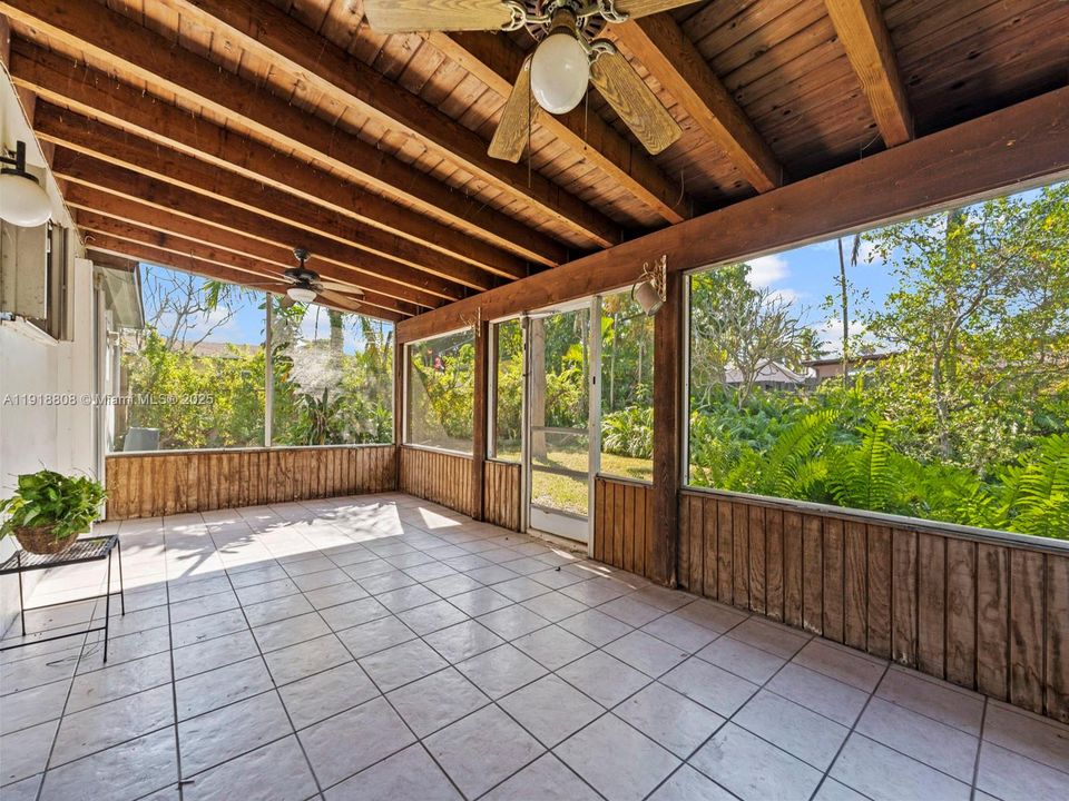 待售: $589,000 (3 贝兹, 2 浴室, 1404 平方英尺)