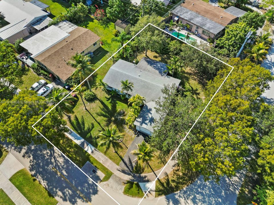 待售: $589,000 (3 贝兹, 2 浴室, 1404 平方英尺)