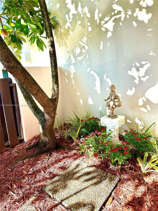 En Venta: $479,900 (3 camas, 1 baños, 1015 Pies cuadrados)