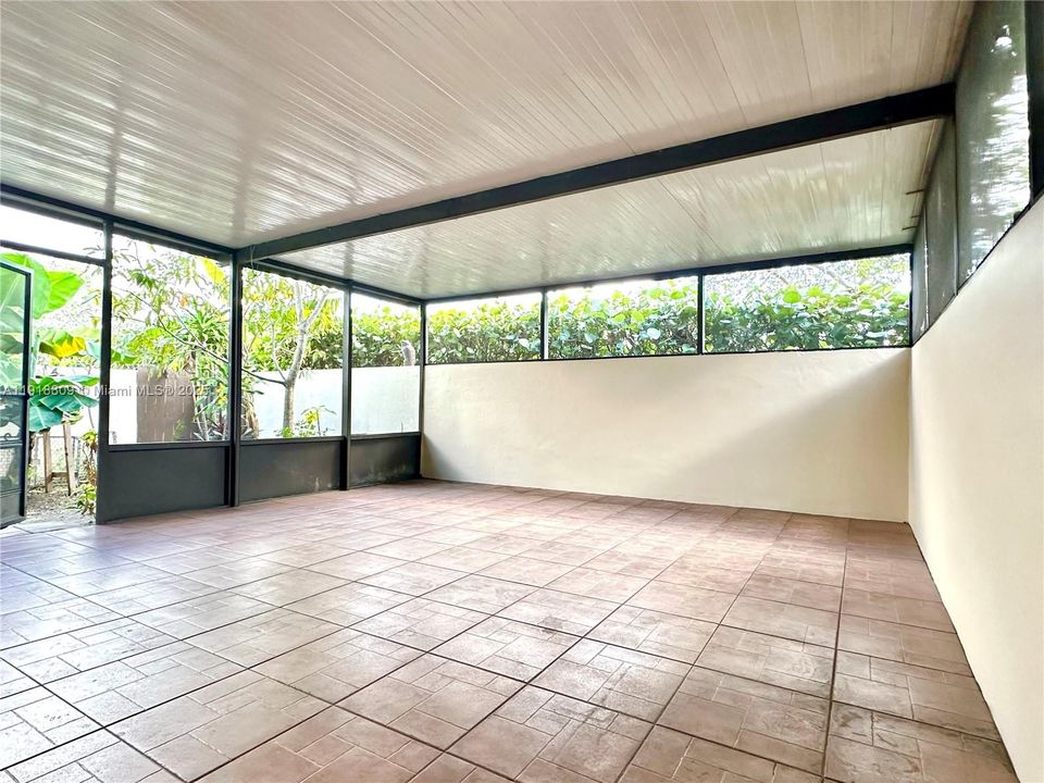En Venta: $479,900 (3 camas, 1 baños, 1015 Pies cuadrados)