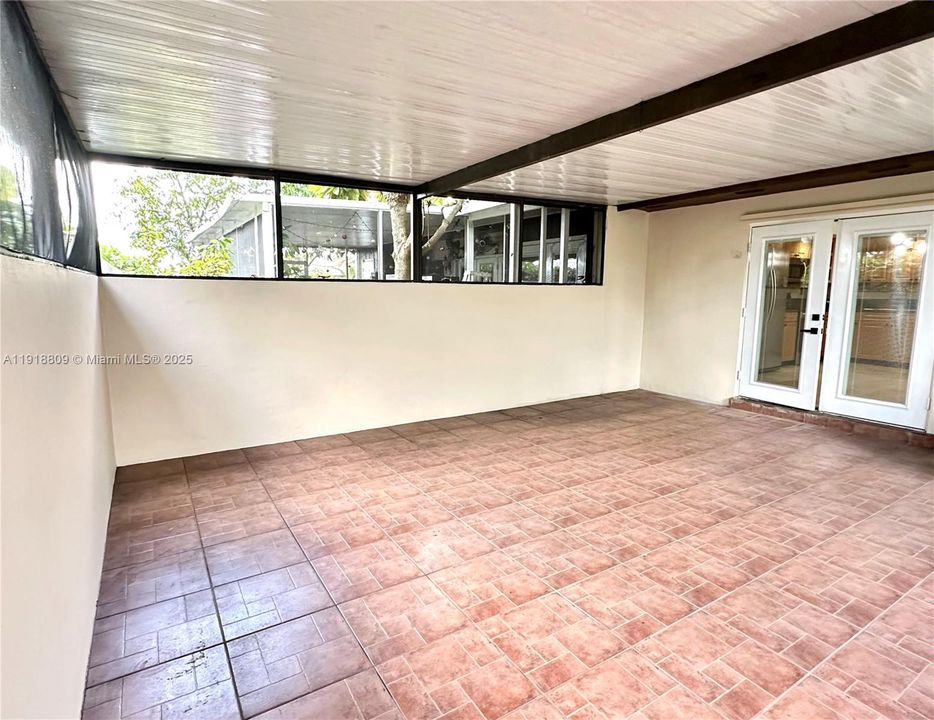 En Venta: $479,900 (3 camas, 1 baños, 1015 Pies cuadrados)