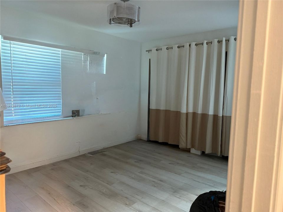 待售: $550,000 (3 贝兹, 2 浴室, 1334 平方英尺)