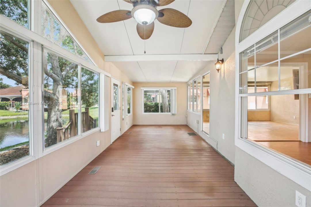 出租: $1,600 (1 贝兹, 2 浴室, 1250 平方英尺)