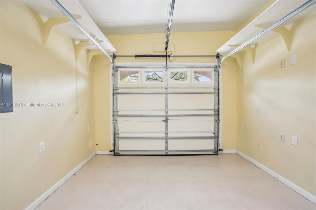 出租: $1,600 (1 贝兹, 2 浴室, 1250 平方英尺)