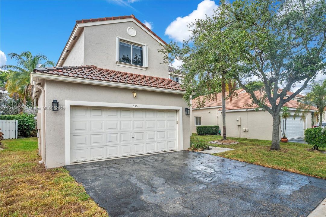 For Sale: $840,000 (4 beds, 2 baths, 2133 Square Feet)