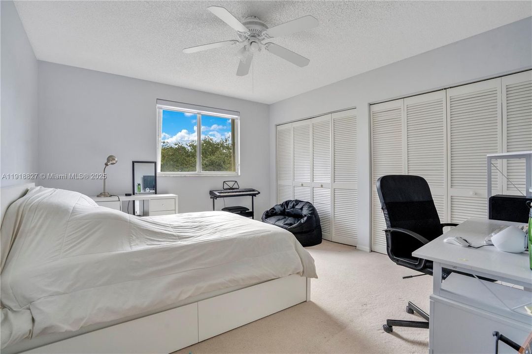 For Sale: $840,000 (4 beds, 2 baths, 2133 Square Feet)