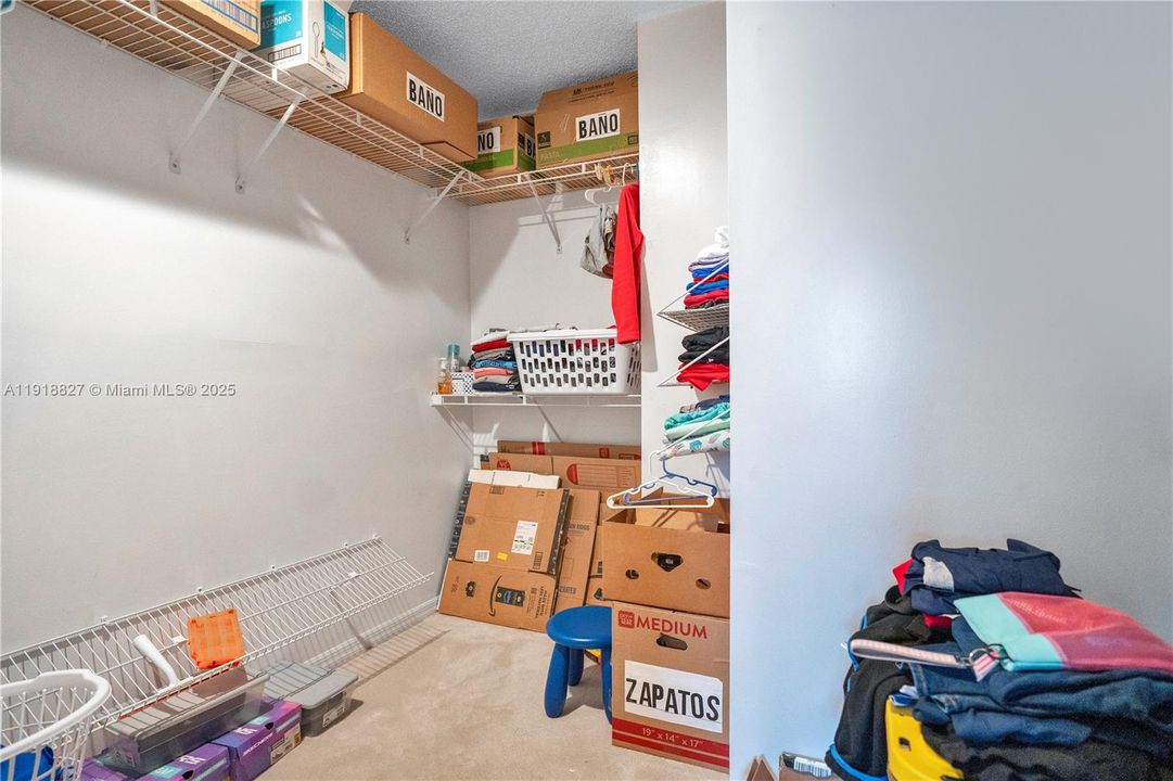 For Sale: $840,000 (4 beds, 2 baths, 2133 Square Feet)