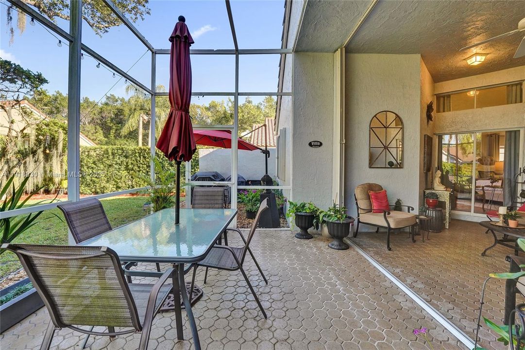 screened sunroom/patio