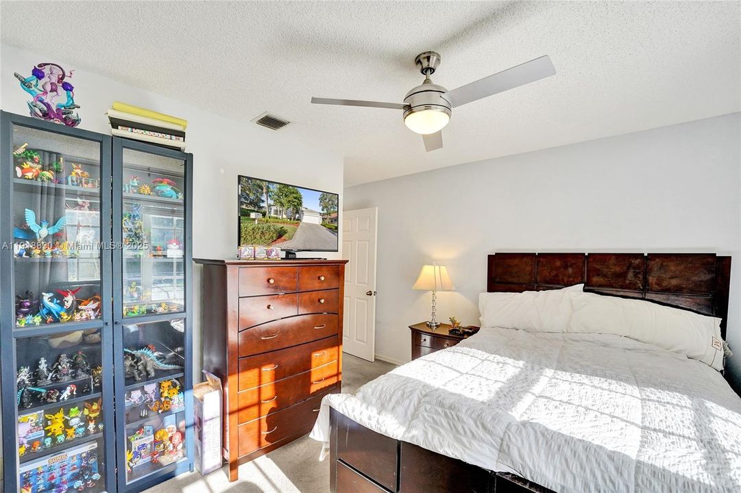 third bedroom  perfect for kids