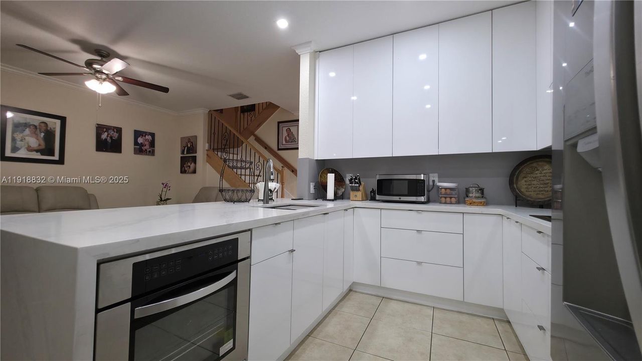 待售: $519,499 (3 贝兹, 2 浴室, 1733 平方英尺)