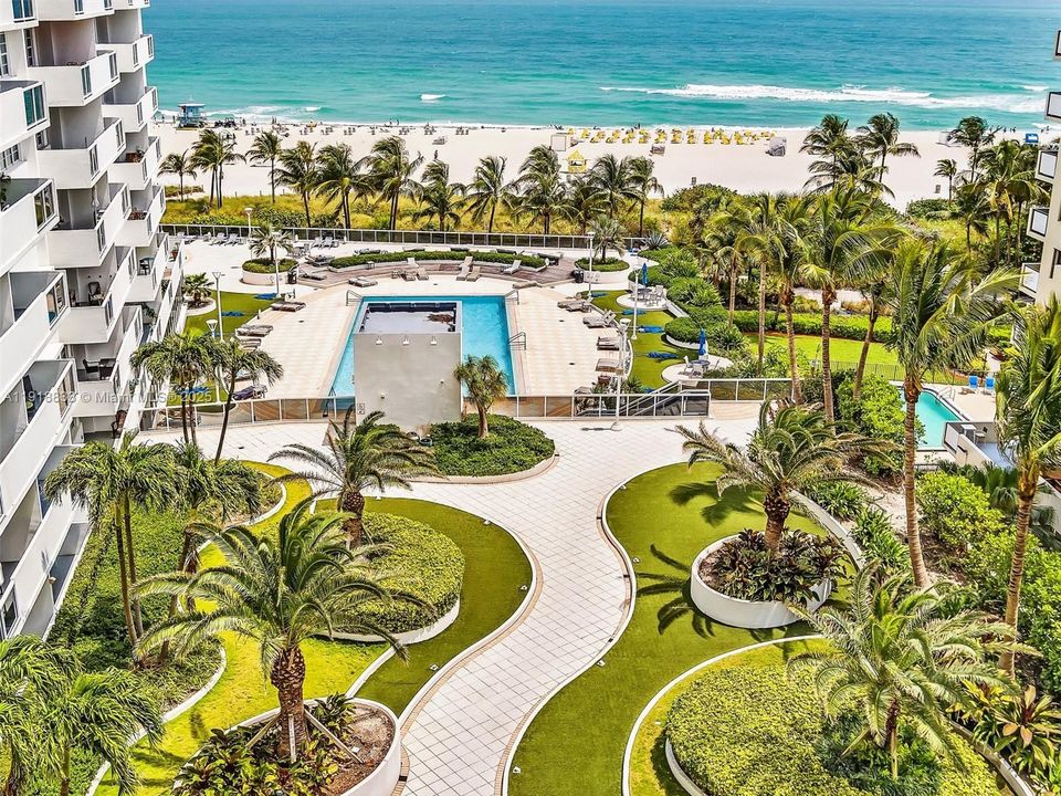 For Rent: $3,200 (1 beds, 1 baths, 835 Square Feet)