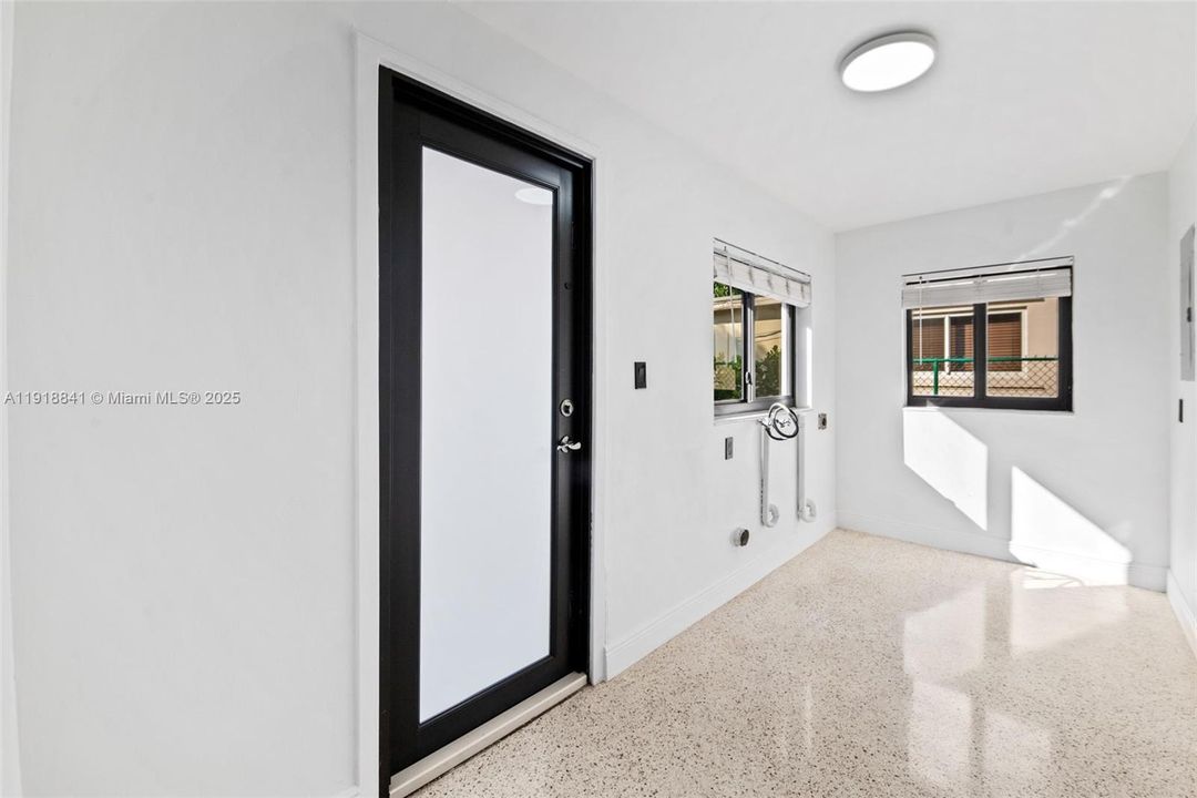 На продажу: $799,747 (3 спален, 2 ванн, 1752 Квадратных фут)