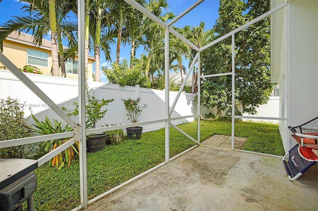 Active With Contract: $639,900 (4 beds, 2 baths, 1861 Square Feet)