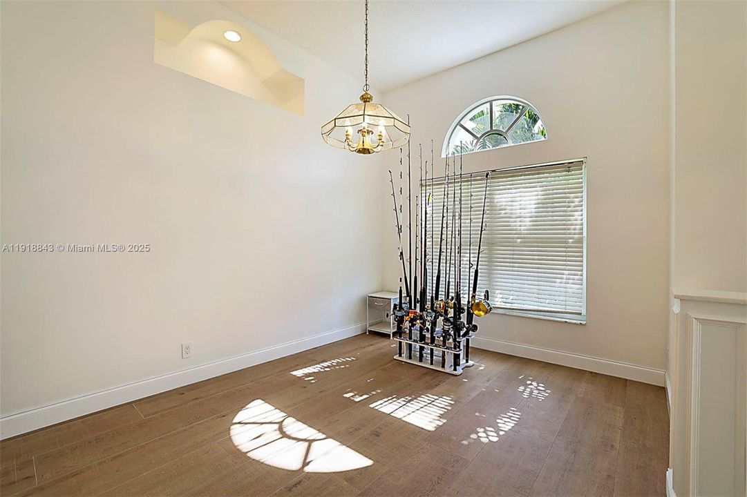 Active With Contract: $639,900 (4 beds, 2 baths, 1861 Square Feet)