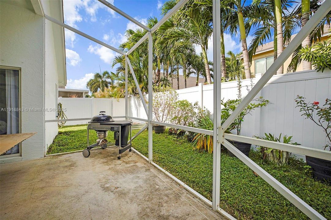 Active With Contract: $639,900 (4 beds, 2 baths, 1861 Square Feet)