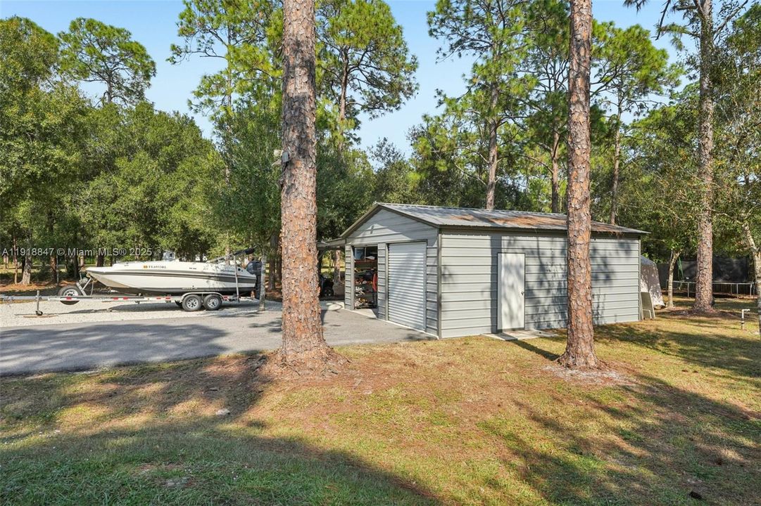 На продажу: $595,000 (3 спален, 2 ванн, 1456 Квадратных фут)