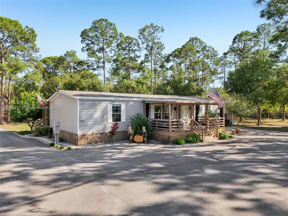 На продажу: $595,000 (3 спален, 2 ванн, 1456 Квадратных фут)