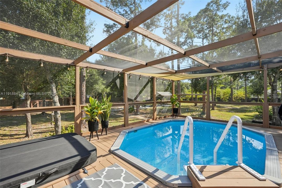 На продажу: $595,000 (3 спален, 2 ванн, 1456 Квадратных фут)