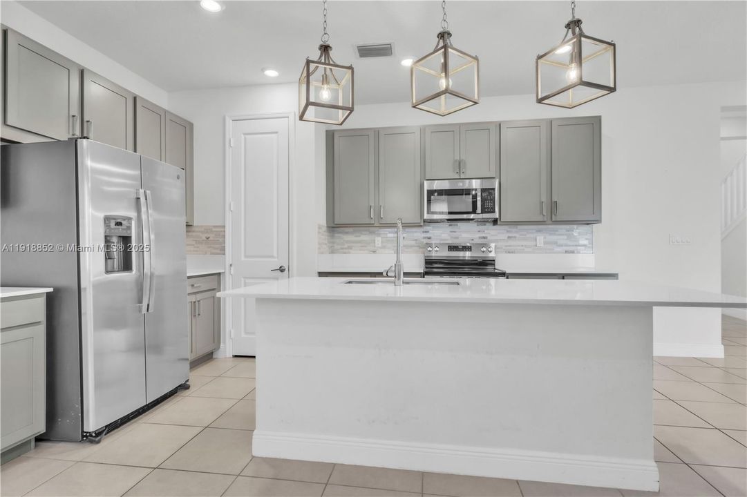 For Sale: $749,000 (4 beds, 2 baths, 2130 Square Feet)