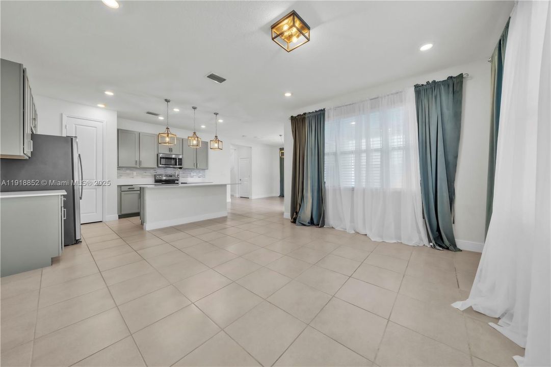 For Sale: $749,000 (4 beds, 2 baths, 2130 Square Feet)