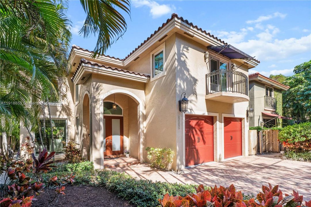 На продажу: $3,150,000 (4 спален, 3 ванн, 3209 Квадратных фут)