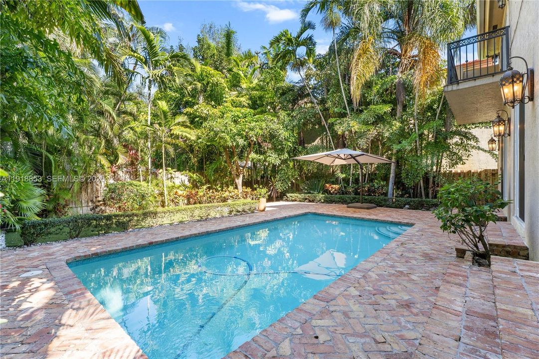 На продажу: $3,150,000 (4 спален, 3 ванн, 3209 Квадратных фут)