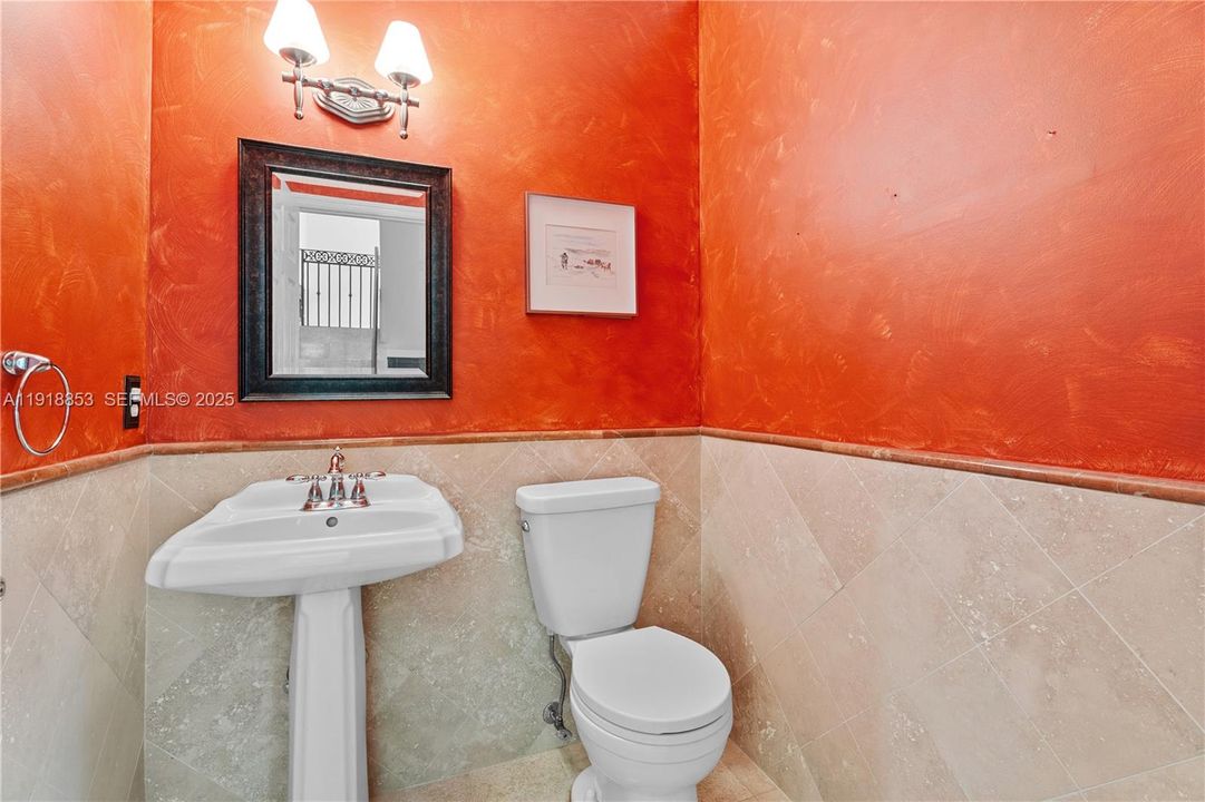 На продажу: $3,150,000 (4 спален, 3 ванн, 3209 Квадратных фут)