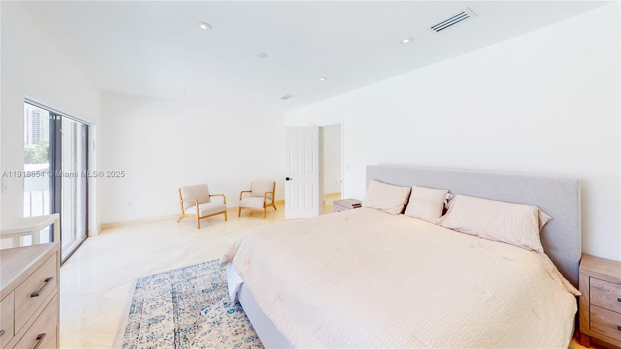 For Sale: $4,950,000 (4 beds, 3 baths, 3470 Square Feet)