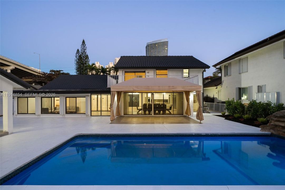 For Sale: $4,950,000 (4 beds, 3 baths, 3470 Square Feet)