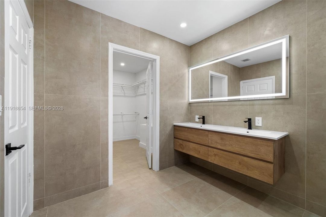 For Sale: $4,950,000 (4 beds, 3 baths, 3470 Square Feet)