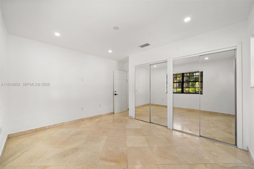 For Sale: $4,950,000 (4 beds, 3 baths, 3470 Square Feet)