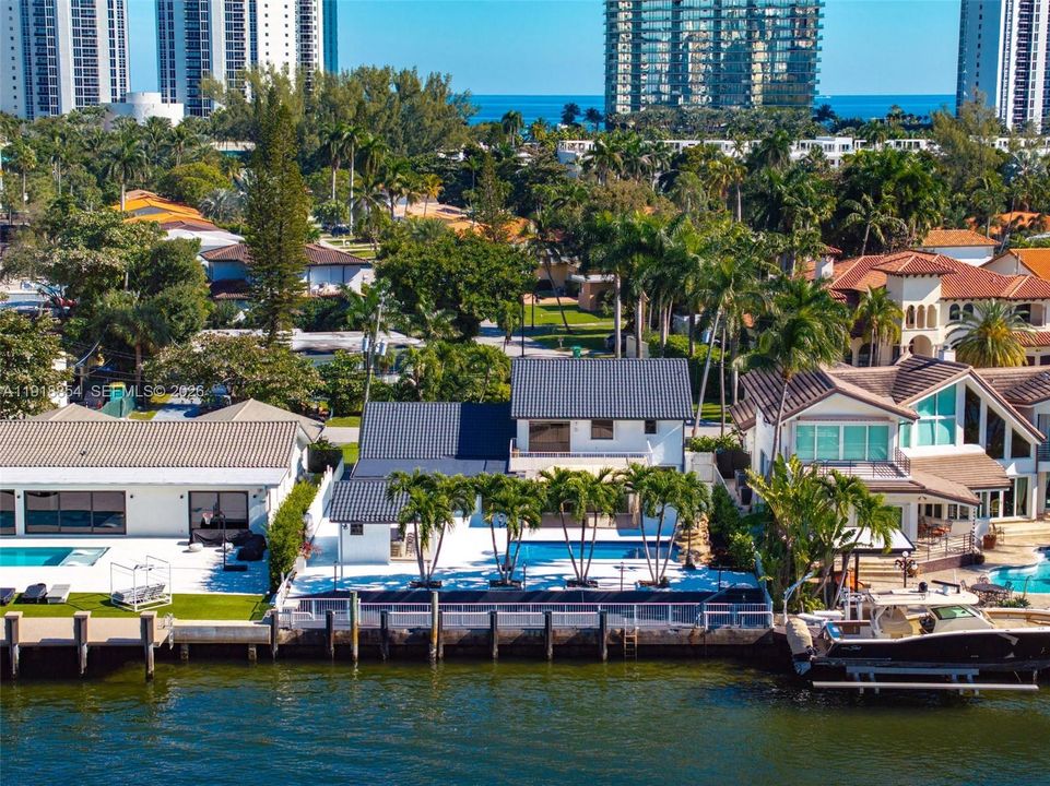 For Sale: $4,950,000 (4 beds, 3 baths, 3470 Square Feet)