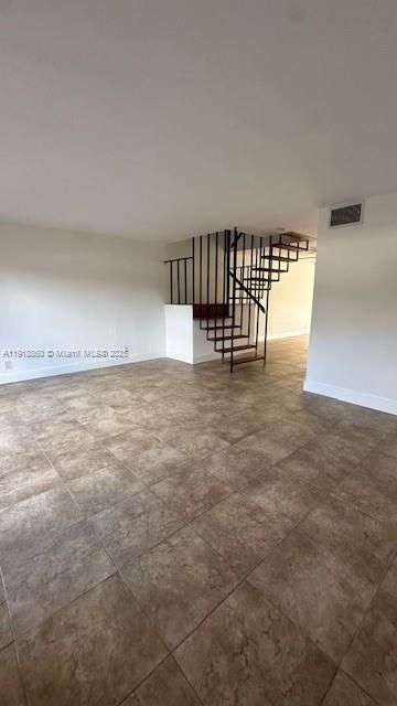 出租: $2,600 (3 贝兹, 2 浴室, 1520 平方英尺)