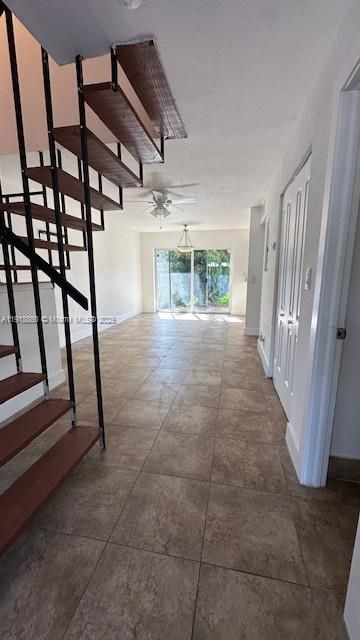 出租: $2,600 (3 贝兹, 2 浴室, 1520 平方英尺)