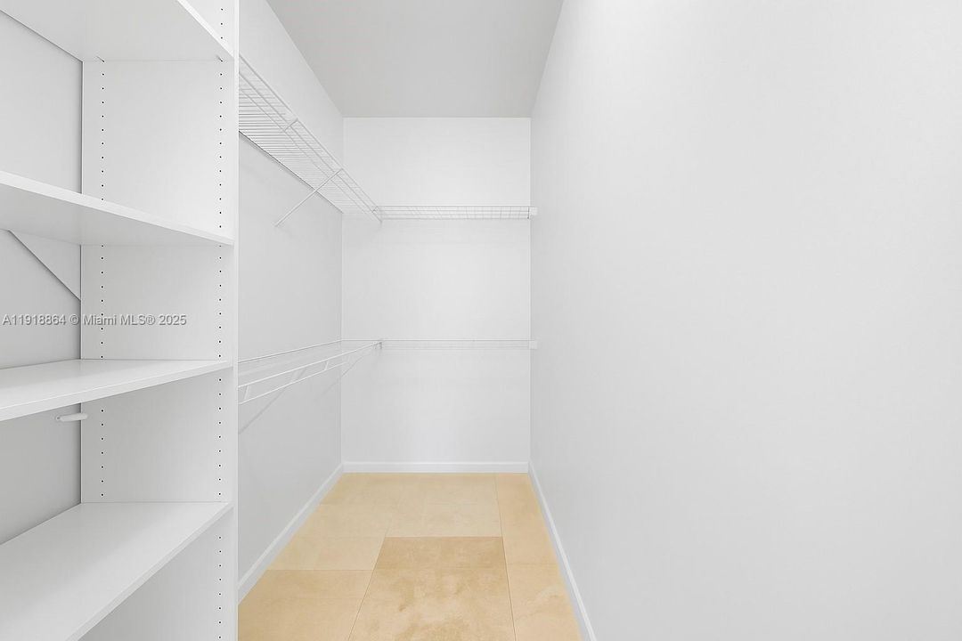 For Sale: $2,700,000 (4 beds, 3 baths, 2899 Square Feet)