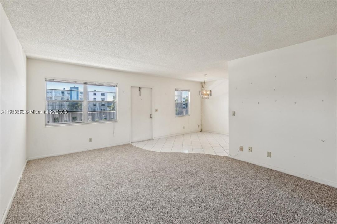 For Rent: $1,550 (2 beds, 1 baths, 861 Square Feet)