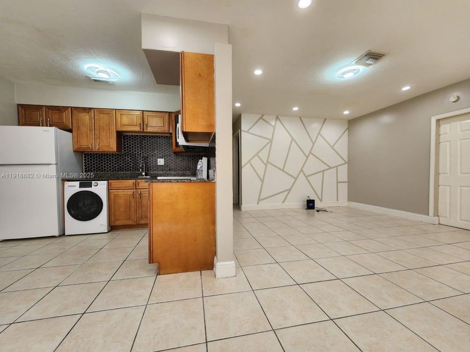 En Venta: $450,000 (3 camas, 2 baños, 1312 Pies cuadrados)