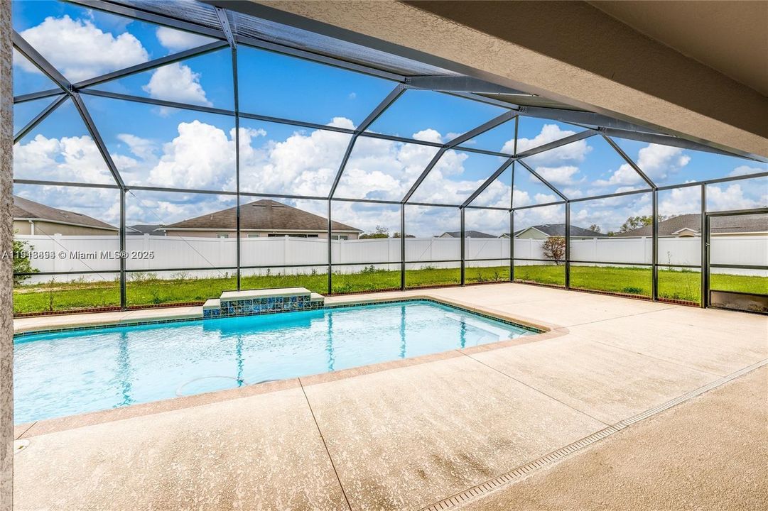 На продажу: $420,000 (4 спален, 2 ванн, 0 Квадратных фут)