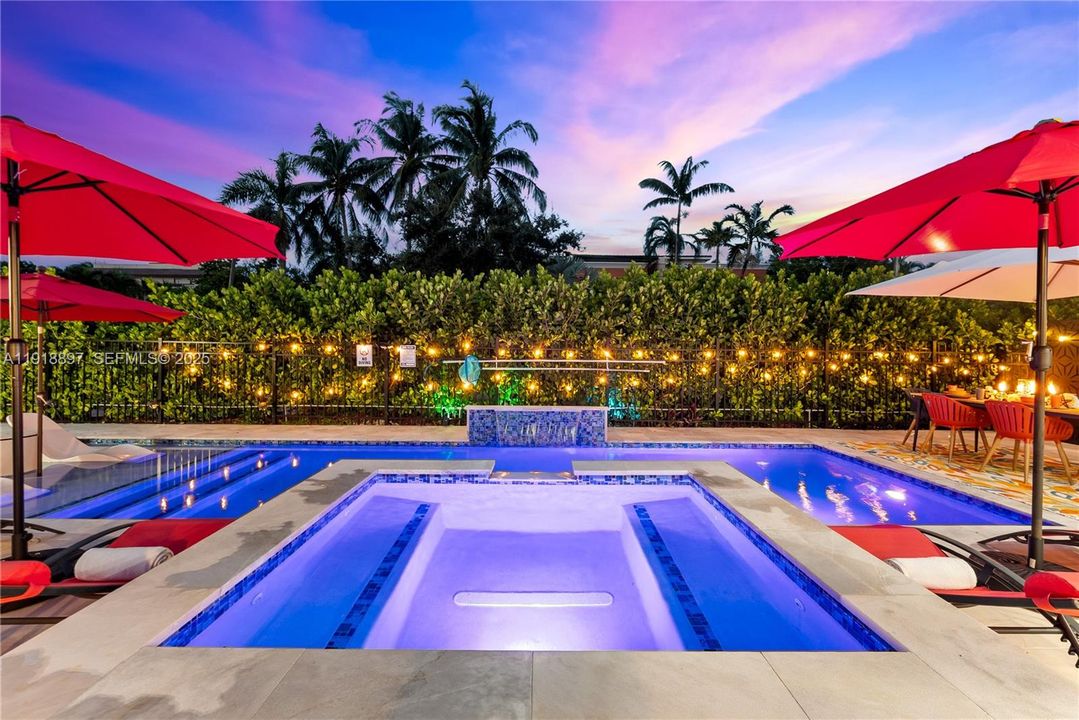 En Renta: $11,500 (4 camas, 3 baños, 2013 Pies cuadrados)