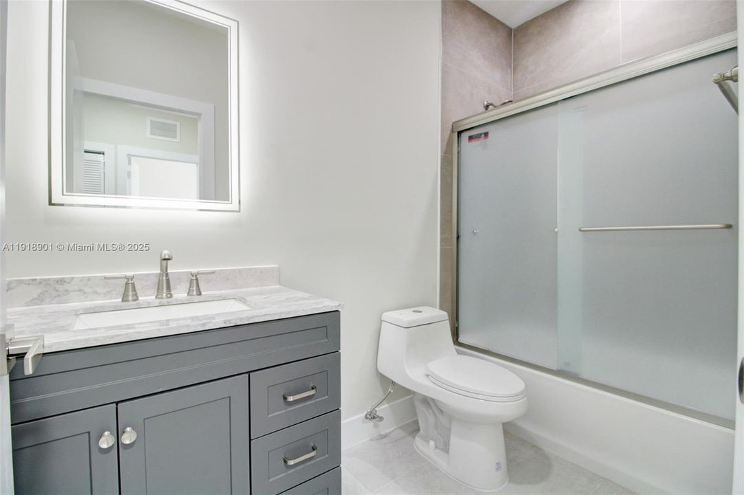 For Rent: $3,750 (3 beds, 2 baths, 1683 Square Feet)