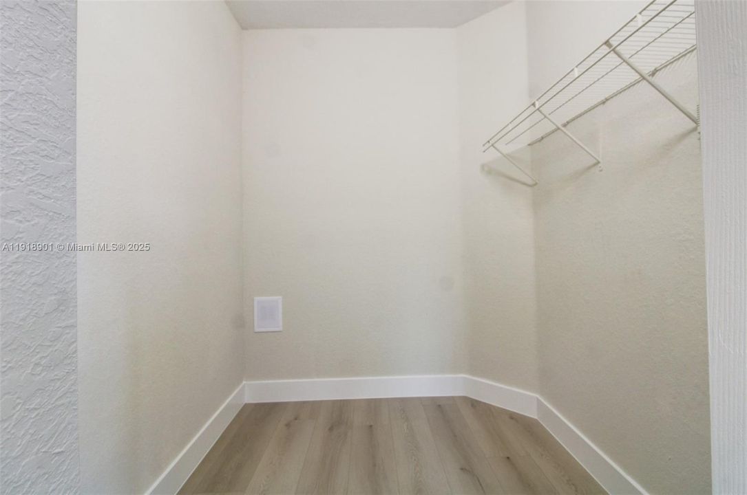 For Rent: $3,750 (3 beds, 2 baths, 1683 Square Feet)
