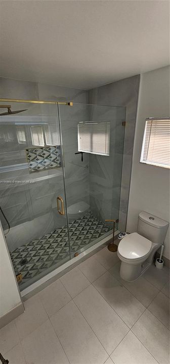 Под контрактом: $3,100 (3 спален, 2 ванн, 1740 Квадратных фут)