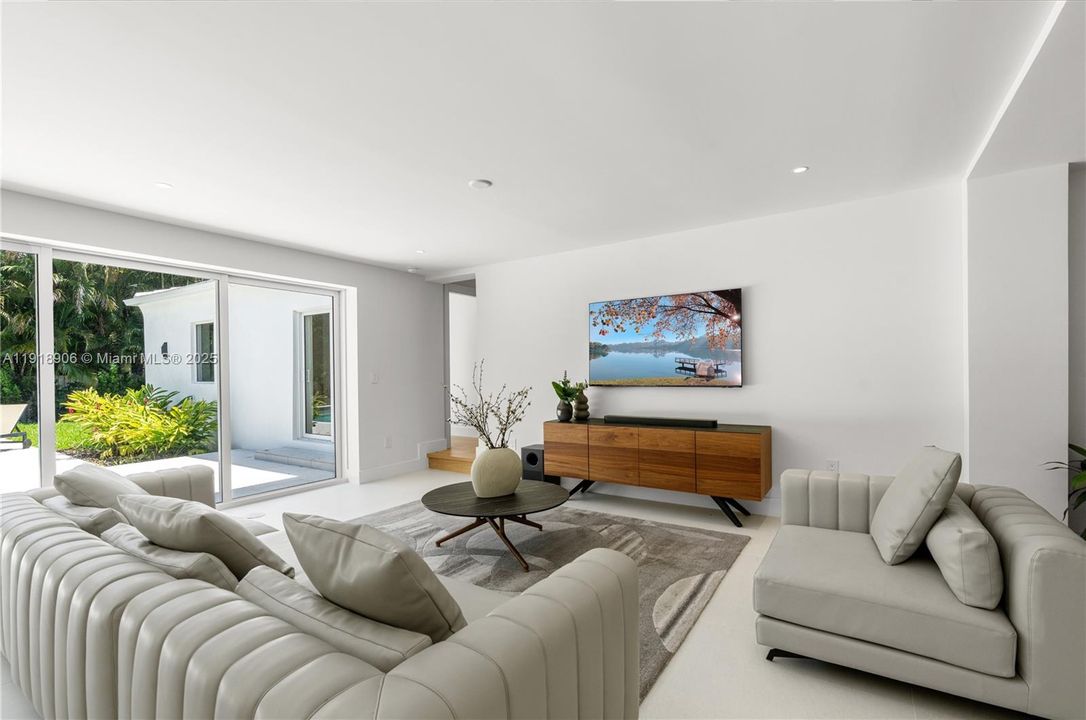 For Rent: $15,000 (4 beds, 3 baths, 2832 Square Feet)