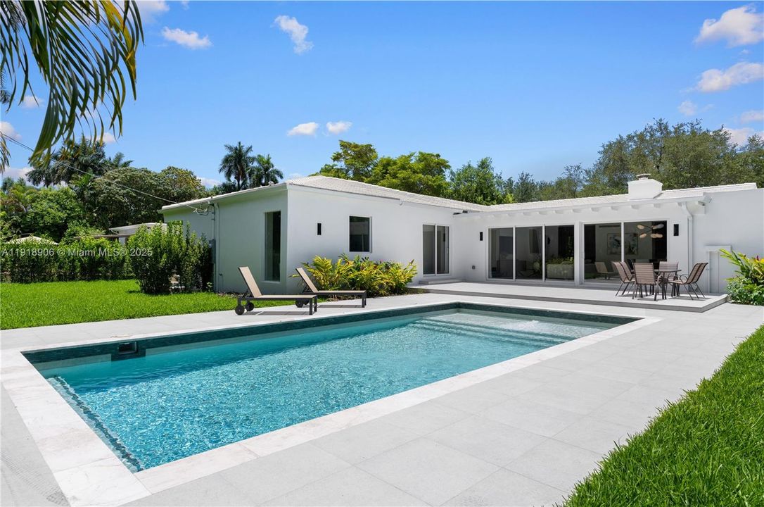 For Rent: $15,000 (4 beds, 3 baths, 2832 Square Feet)