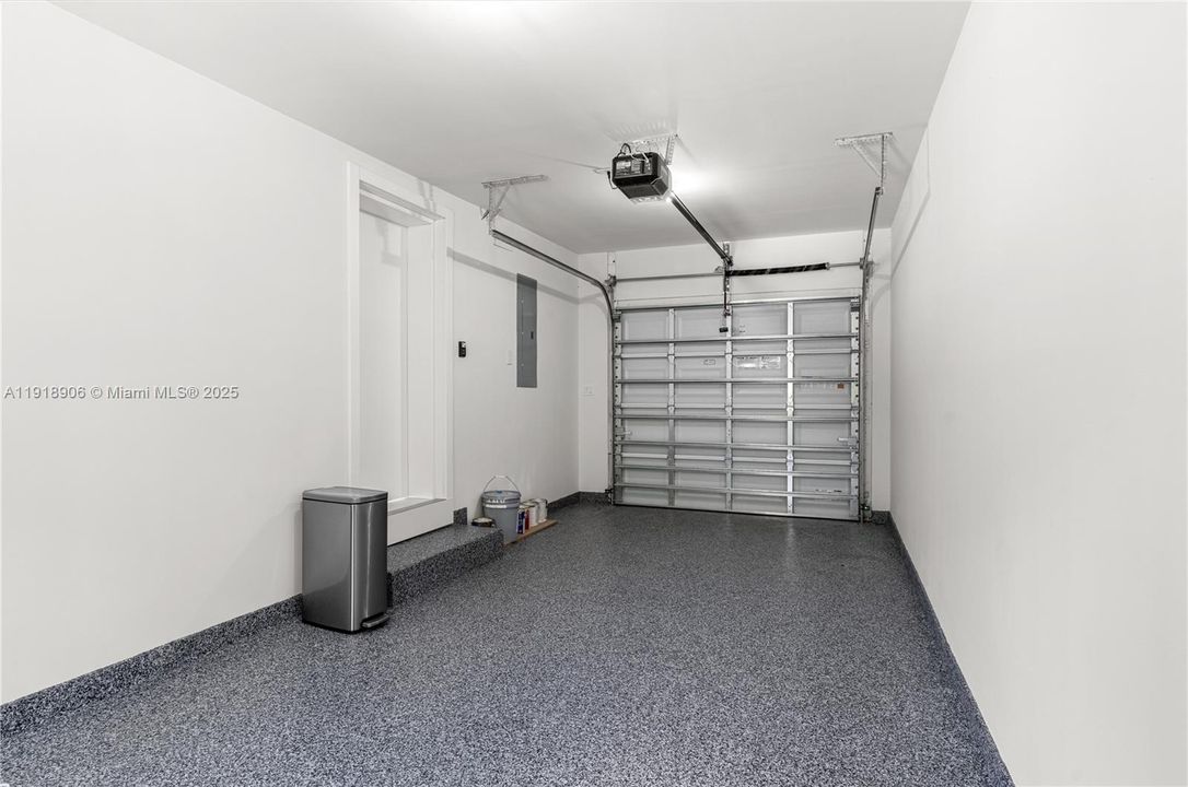 For Rent: $15,000 (4 beds, 3 baths, 2832 Square Feet)