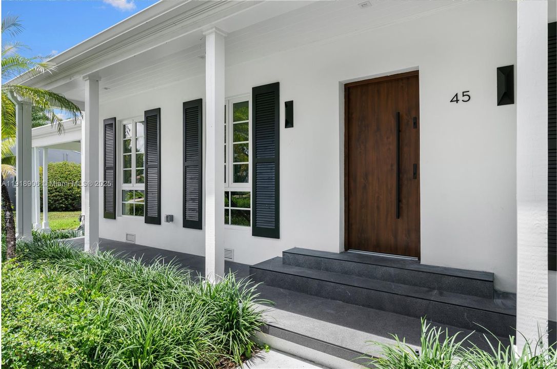 For Rent: $15,000 (4 beds, 3 baths, 2832 Square Feet)