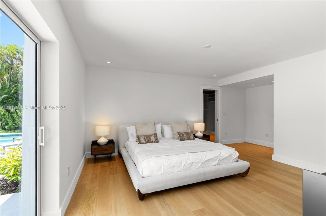 For Rent: $15,000 (4 beds, 3 baths, 2832 Square Feet)