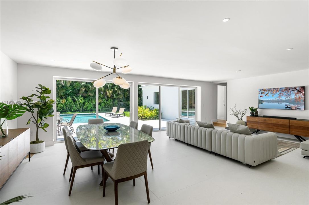 For Rent: $15,000 (4 beds, 3 baths, 2832 Square Feet)