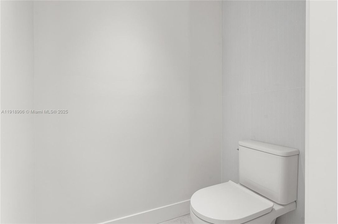 For Rent: $15,000 (4 beds, 3 baths, 2832 Square Feet)